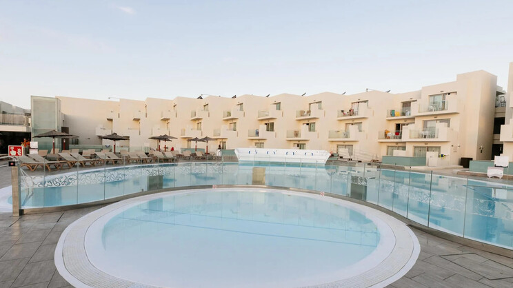 HD Beach Resort & Spa